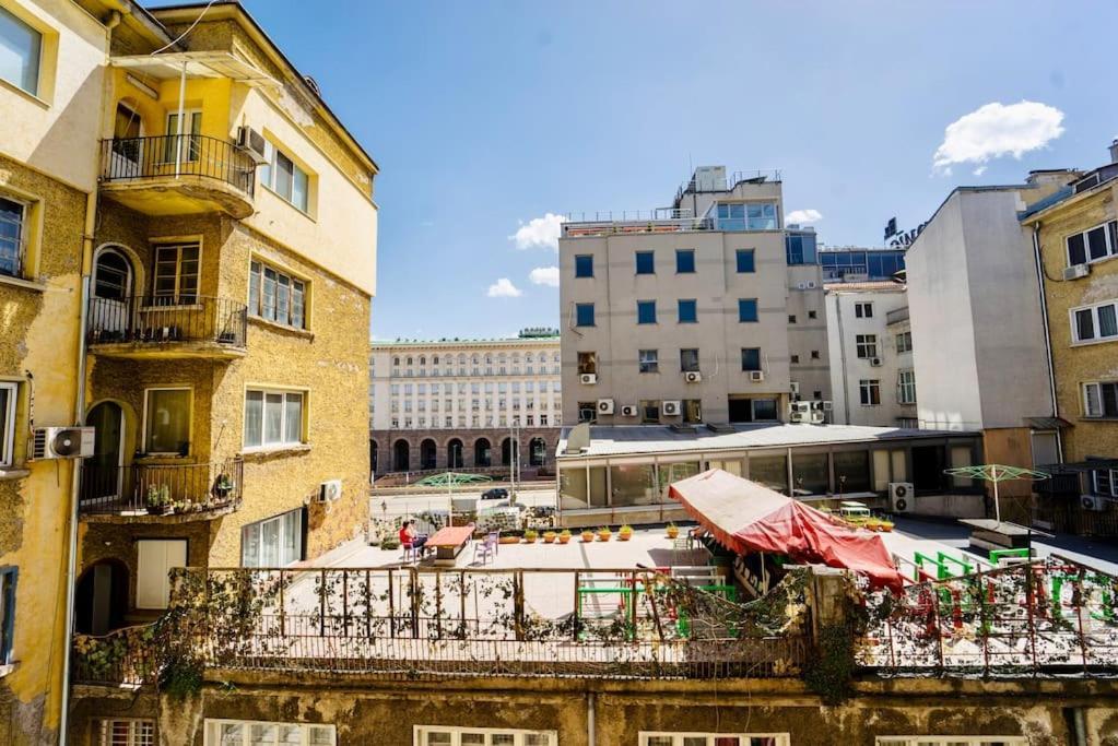 Cozy 2-Bedroom Flat In The Very Center Of Sofia Exteriör bild
